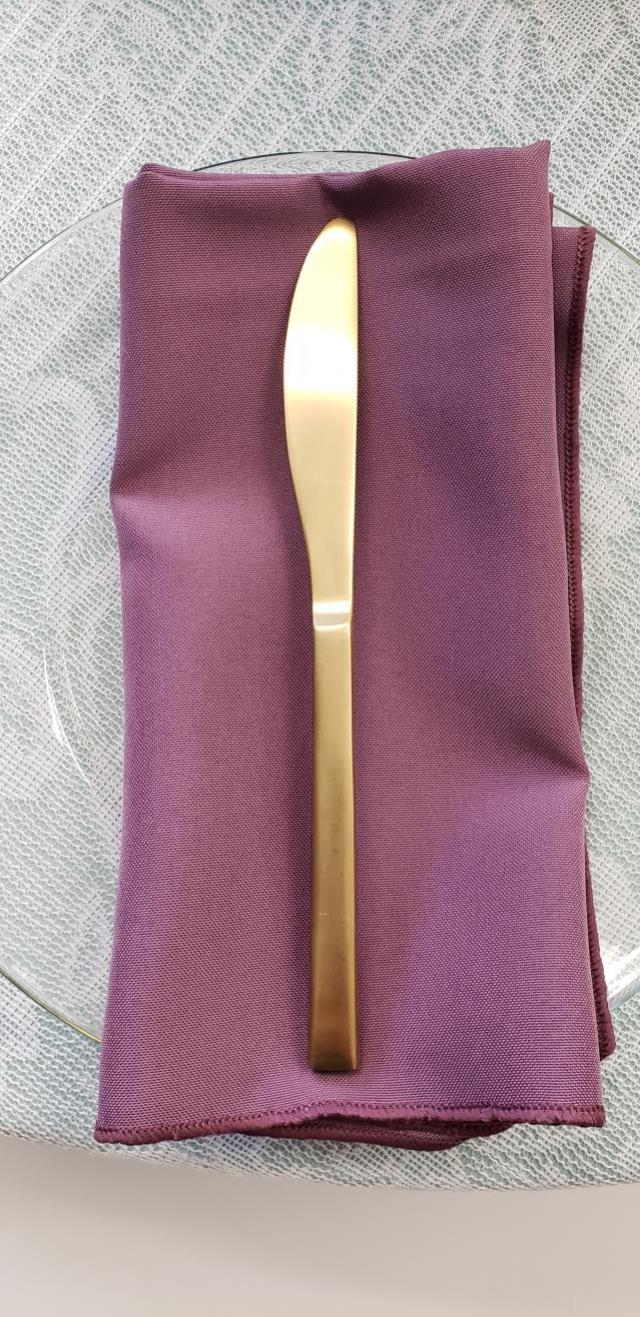 Where to find GOLD DINNER KNIFE 10 in Cary